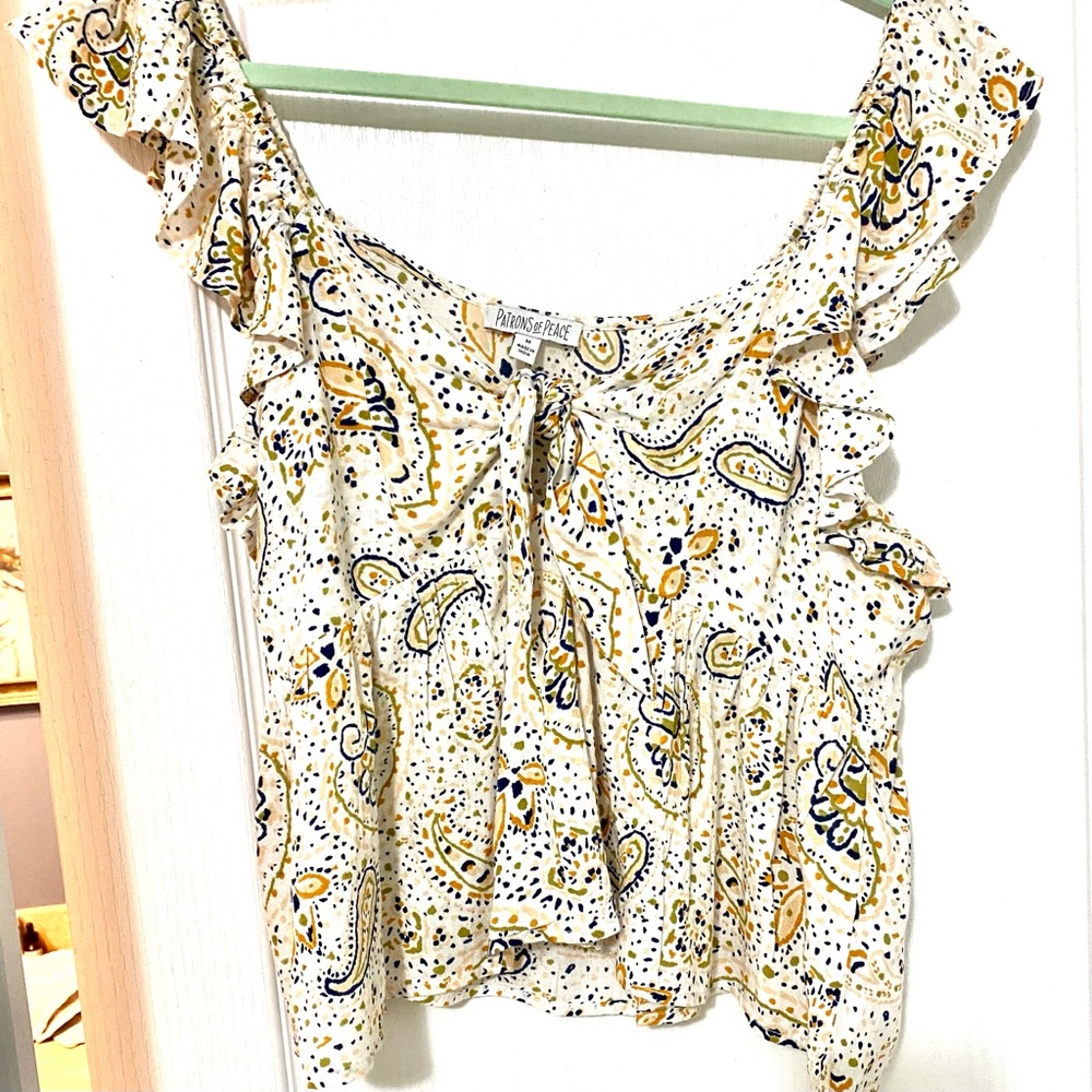 Sleeveless top